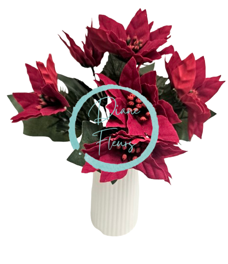 Poinsettia Poinzercia Vianočná ruža a Bobuľe kytica x7 26cm červená