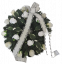 Nagrobni venec 50cm Vrtnice in dodatki belo-zelene barve