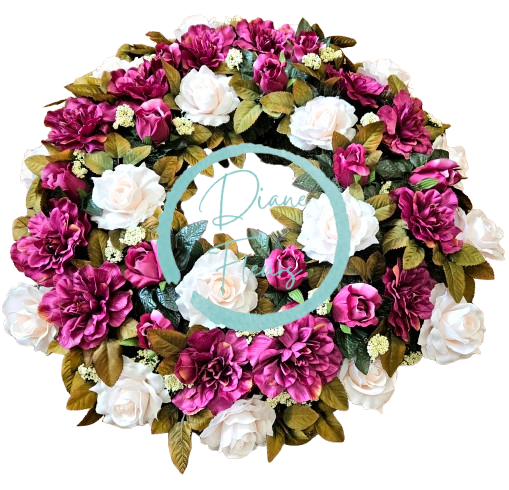 Luxusný smútočný veniec borovicový exclusive ruže, dálie a doplnky 65cm