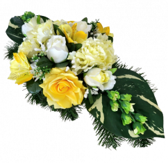 Žalobni aranžman od umjetnih ruža, božuri, hortenzija i dodaci od betona 58cm x 30cm x 22cm