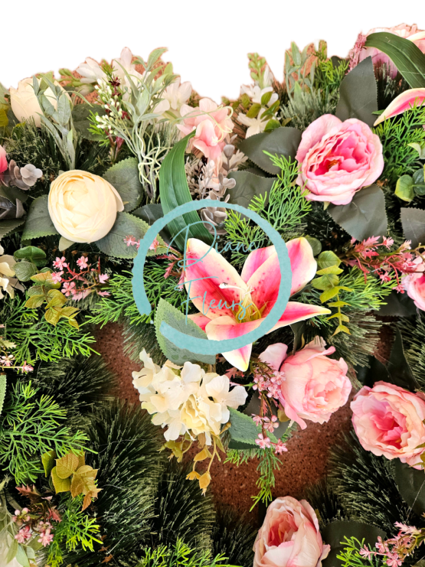 Künstliche Trauerkranz Herz Exklusiv Pfingstrosen, Delphinium und Zubehör 100cm x 90cm