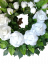 Nagrobni venec z umetnimi vrtnicami O 65cm bela, zelena