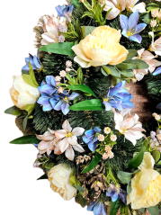 Coroană funerara de pin Exclusiv bujori, alstroemerii si accesorii 65cm