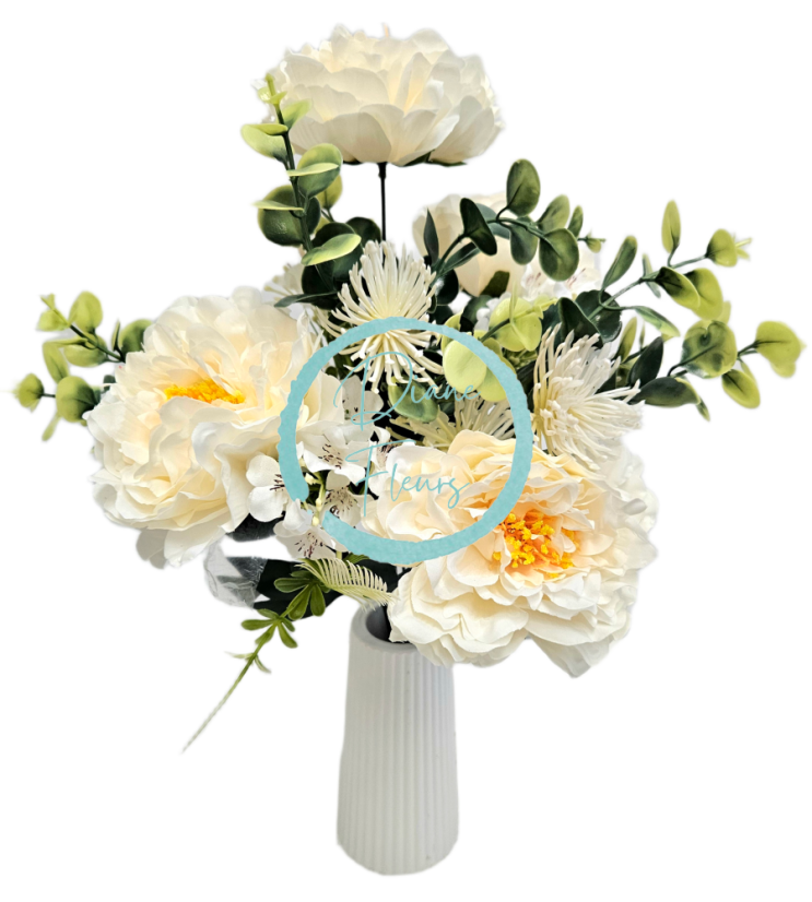 Umělá kytice Pivoňky, Eukalyptus, Bodlák a doplňky 46cm krémová