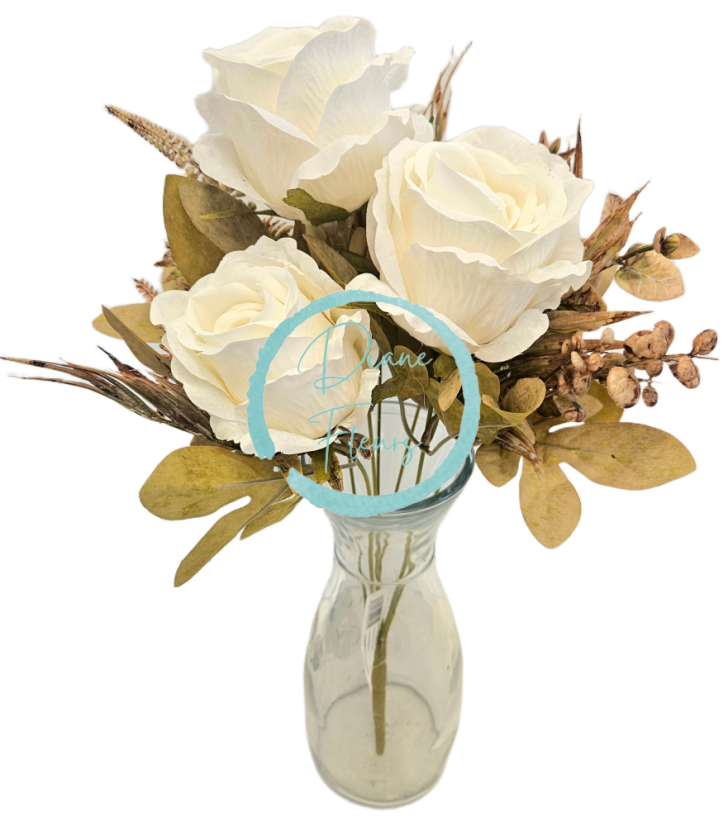 Изкуствен букет от рози и аксесоари 46 см крем