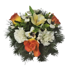 Kompozycja pogrzebowa ze sztucznymi różami i goździkami i sierotami i akcesoriami 25cm x 15cm pomarańczowo-żółto-biała