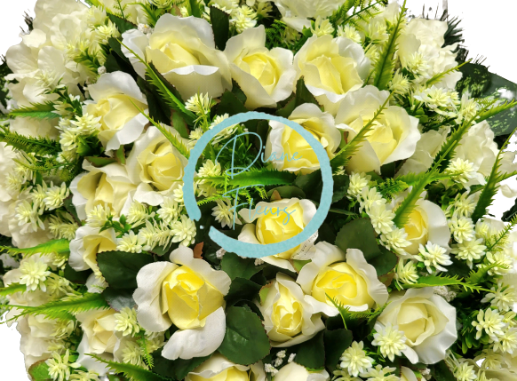 Luxusný smútočný veniec "Slza zahnutá" umelé ruže a hortenzie a doplnky 85cm x 50cm