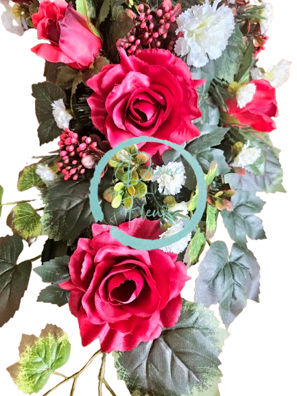 Smuteční věnec esíčko umělé růže, karafiáty a doplňky 130cm x 40cm AS1022