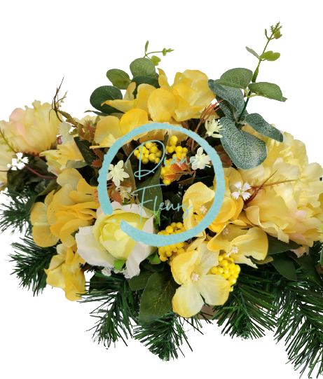 Бетонен аранжировка от изкуствени рози, божури, хортензии и аксесоари 50см x 30см x 22см AS513