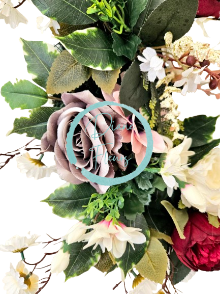 Veniec umelé ruže, pivonky, margaréty, clematis a doplnky 50cm
