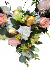 Coroană luxoasă din răchită cu ouă de Paște decorate cu trandafiri artificiali, margarete și accesorii Ø 42cm x 59cm