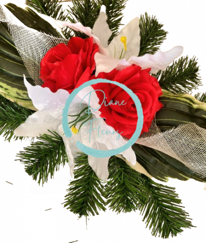Kompozycja żałobna sztuczne róże, lilie i akcesoria 50cm x 27cm x 16cm