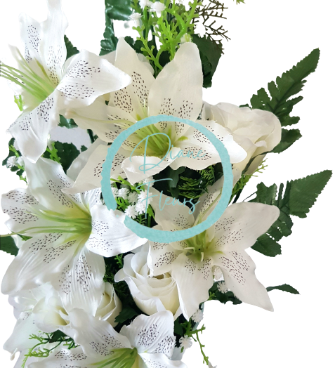 Umelá kytica ležatá ruže, ľalie a doplnky x18 74cm x 35cm krémová