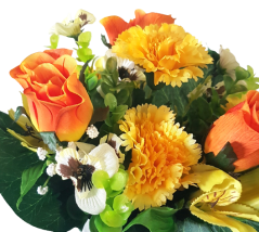 Szegfű, Rózsák és Alstroemeria csokor x13 35cm narancs és sárga művirág