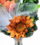 Umělá smuteční kytice do ruky z irisu, kaly, slunečnice a doplňků 73cm x 35cm