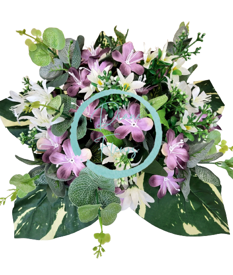 Variácia umelých kvetín v kvetináči 35cm x 24cm fialová, zelená, krémová
