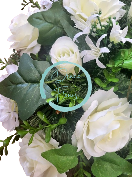 Smútočný veniec borovicový Ruže, Dálie a Doplnky Ø 45cm