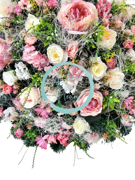 Luxusný umelý veniec Exclusive pivonky peonie, ruže, hortenzie a doplnky 70cm