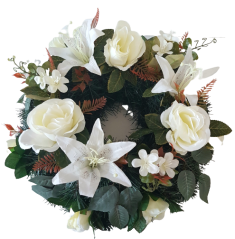 Coroana cu trandafiri si crini artificiali și accesorii Ø 50cm crem, maro, verde