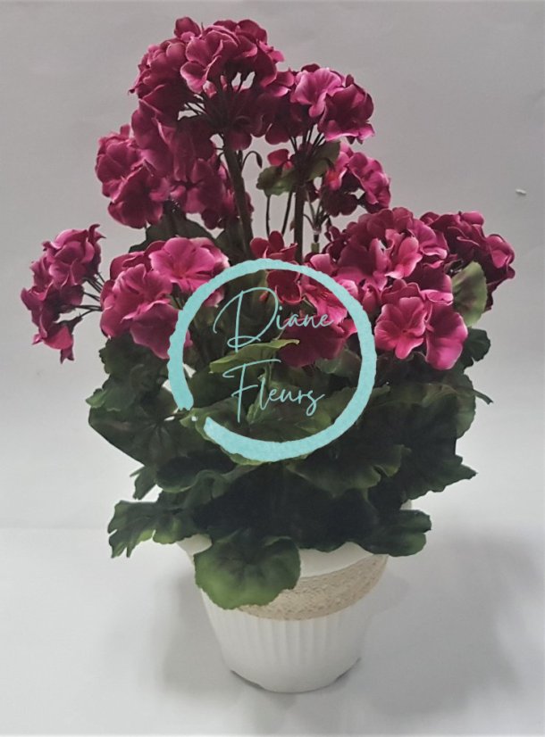 Umelý Muškát Pelargónia v črepníku O 25cm x výška 49cm tm. ružová záťažový aranžmán