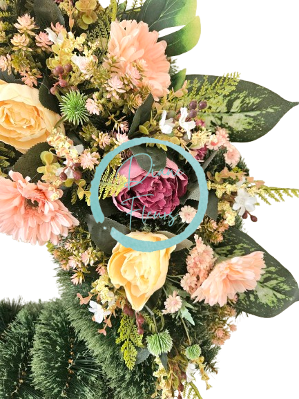 Luxusní smuteční věnec borovicový exclusive pivoňky, gerbery, rozchodník a doplňky 100cm AS1013