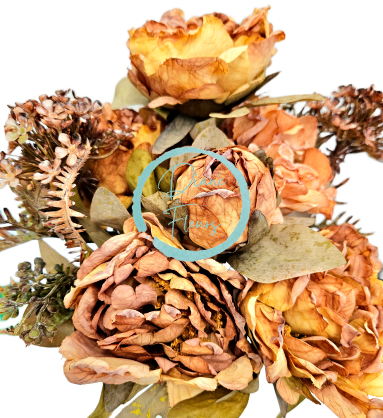 Изкуствен букет от божури, хортензии и аксесоари 48 см кехлибар