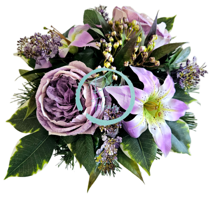 Aranjament decorativ din flori artificiale, bujori, crini și accesorii 30cm x 20cm AS1079