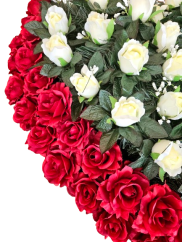 Pogrebni vijenac "Srce" od ruža 80cm x 80cm crveno & krem umjetni