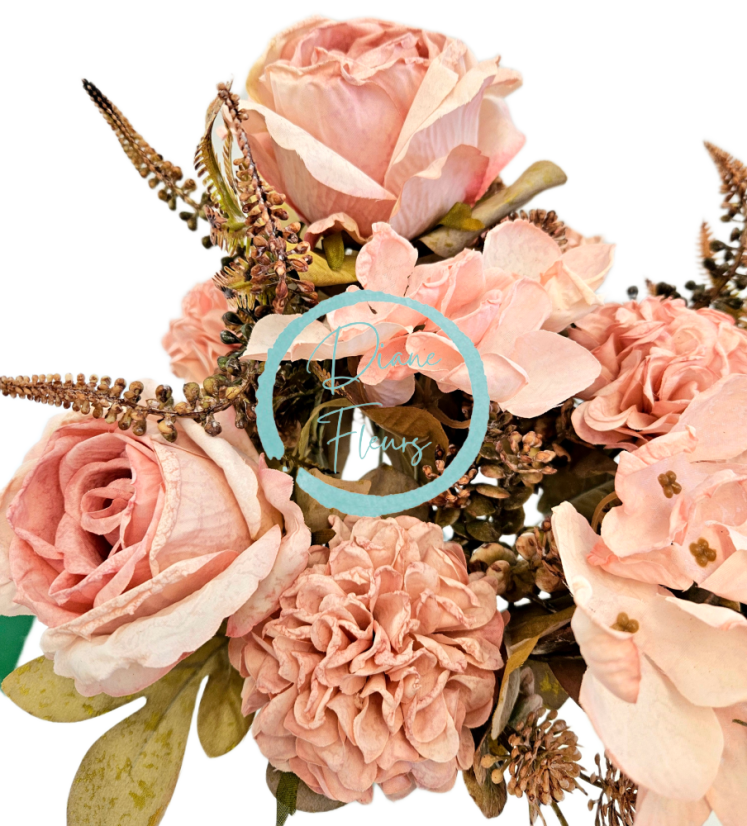 Изкуствен букет от рози, цинии и аксесоари 48 см розов