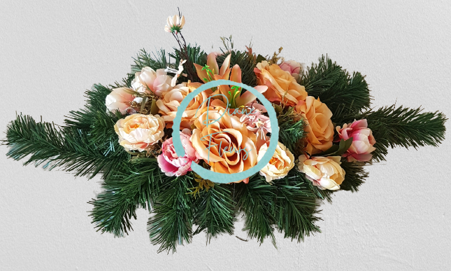 Aranjament bujori artificiali, trandafiri, crini şi accesorii 60cm x 25cm x 18cm