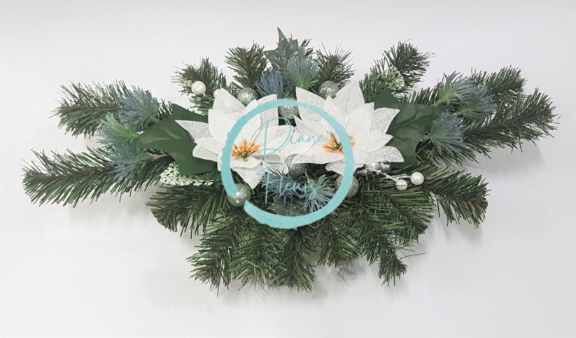 Kompozycja  świąteczna Poinsecja i oset oraz akcesoria 50cm x 25cm x 10cm biało-niebieskie i zielone